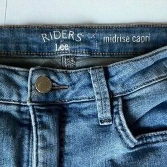 Riders by Lee Mid Rise Denim Blue Capri Jeans Size 10 - Picture 5 of 11